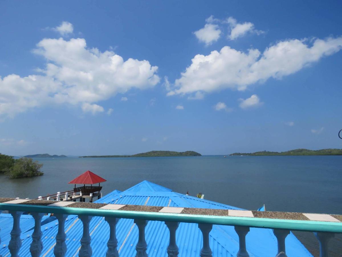 Bella Louise Lodging House Bar And Resto Busuanga Buitenkant foto
