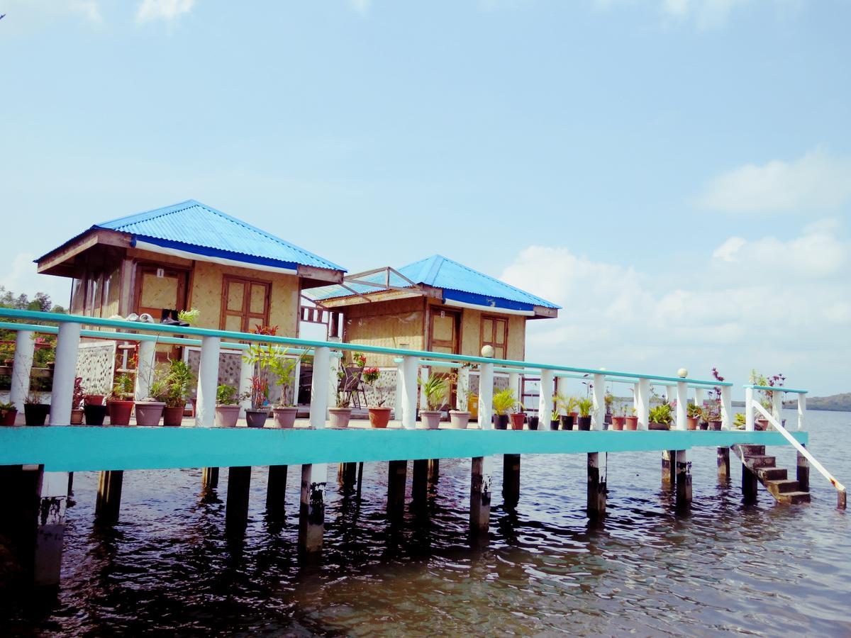 Bella Louise Lodging House Bar And Resto Busuanga Buitenkant foto